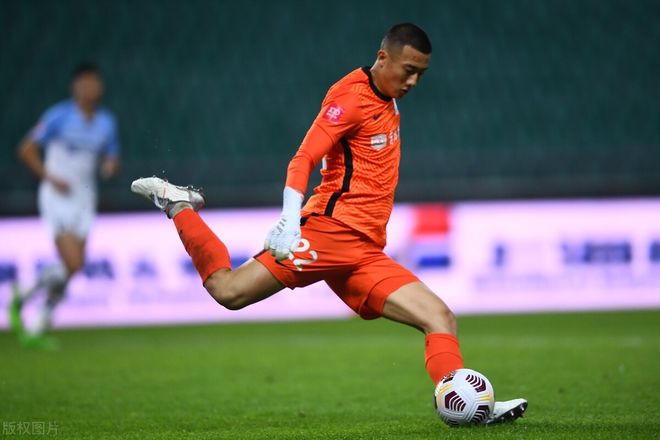 犹他爵士迎葡超关键赛，清晨防线松动，球迷炸锅，心理建设被强调的简单介绍